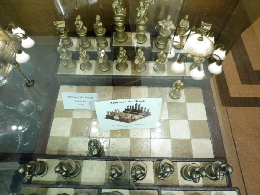 US DC Supreme Court gift shop - chess 1