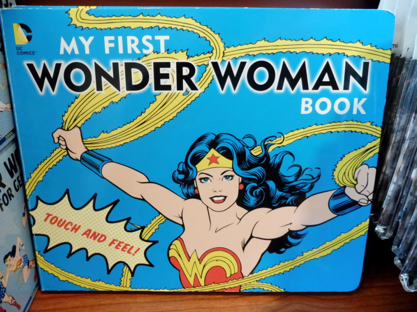 USA DC Library of Congress gift shop - Wonder Woman 1